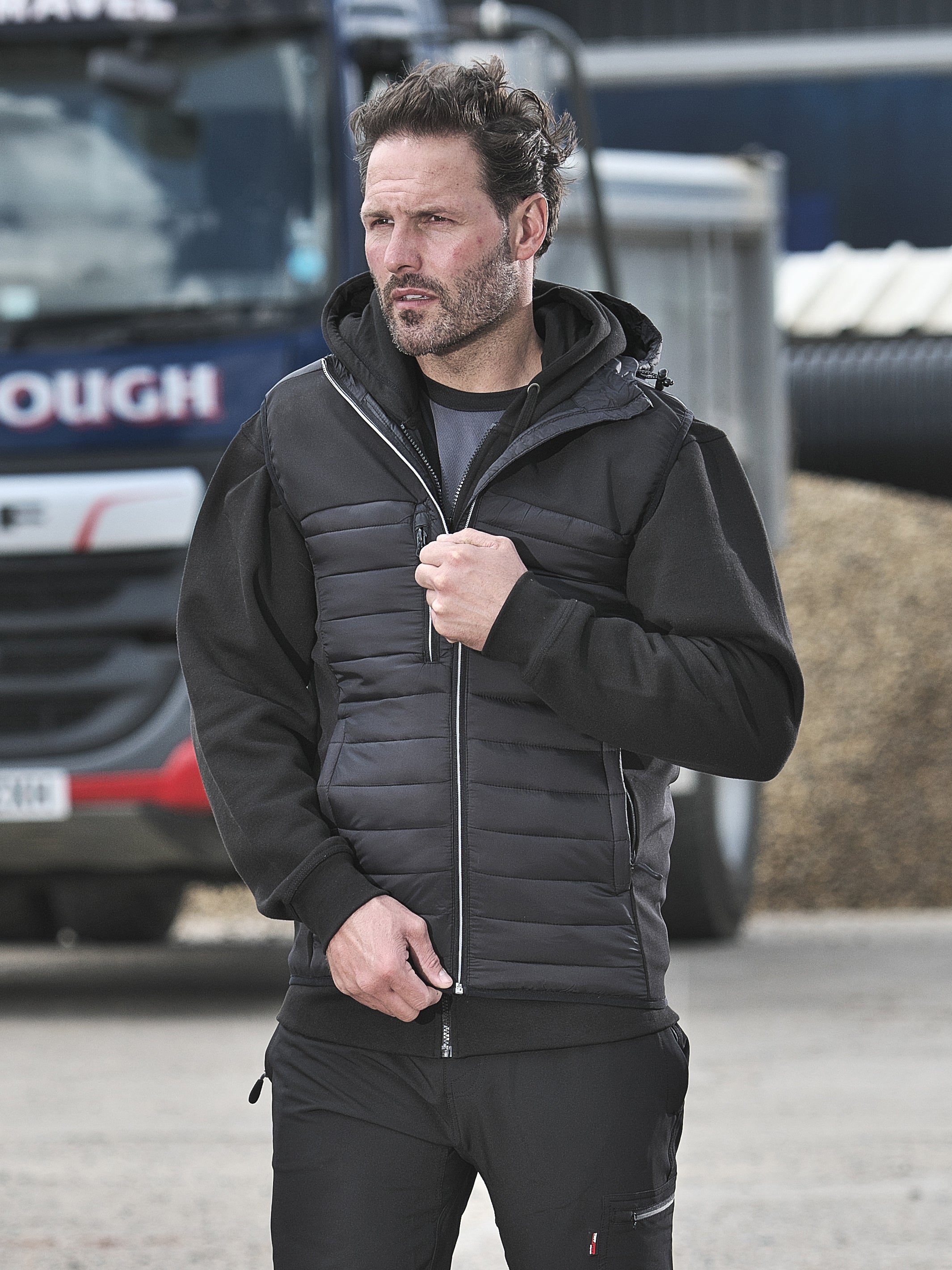 TuffStuff Workwear Mens Howden Hooded Bodywarmer